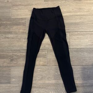 Lululemon Athletica Black 28” Leggings with Side Pockets